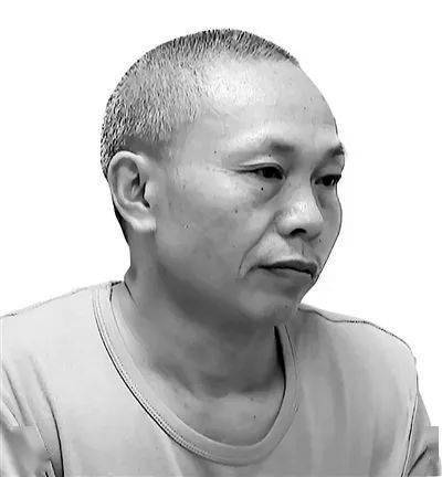 爱"炸金花"的乡党委书记 | 镜鉴_张宏波