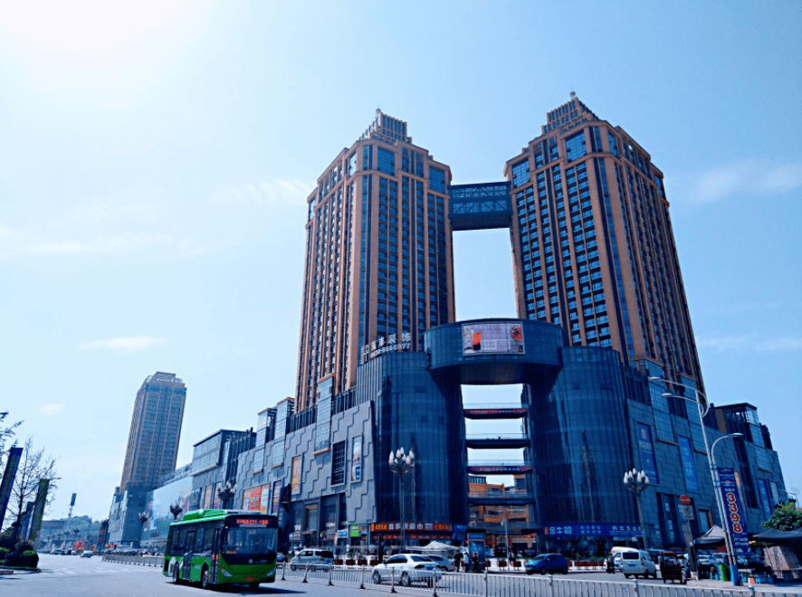 解局丨江阳服务业凭什么拿下半壁江山