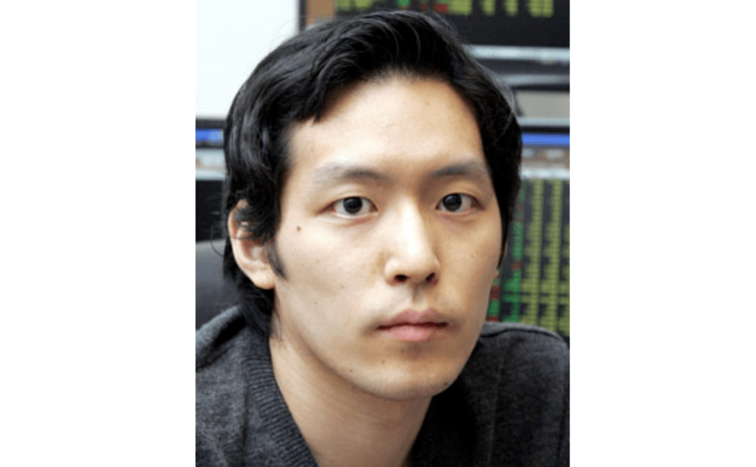 而说到日本投资大神,不得不提到小手川隆这个人,外号bnf,人称j-com男.