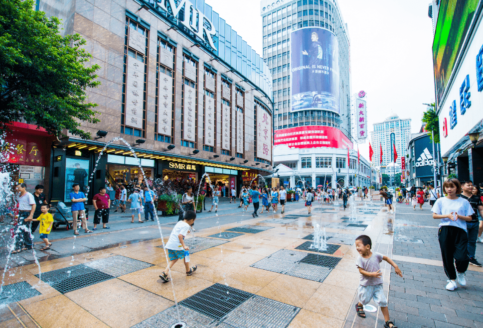 北至广大路,中山四路,延伸至南越王宫博物馆,都城隍庙,五月花商业广场