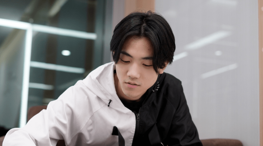 主播韩涵与best爆发冲突,巅峰赛选人起矛盾!