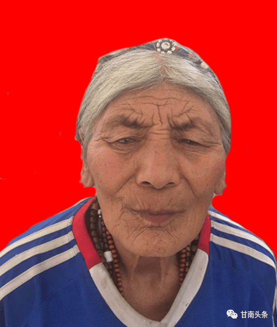 "助人为乐好人"卓尕