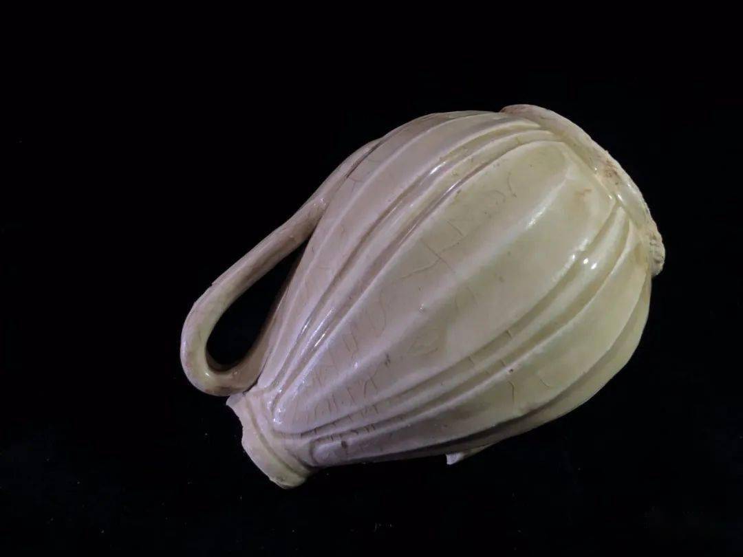 古陶瓷修复宋代莲瓣注子