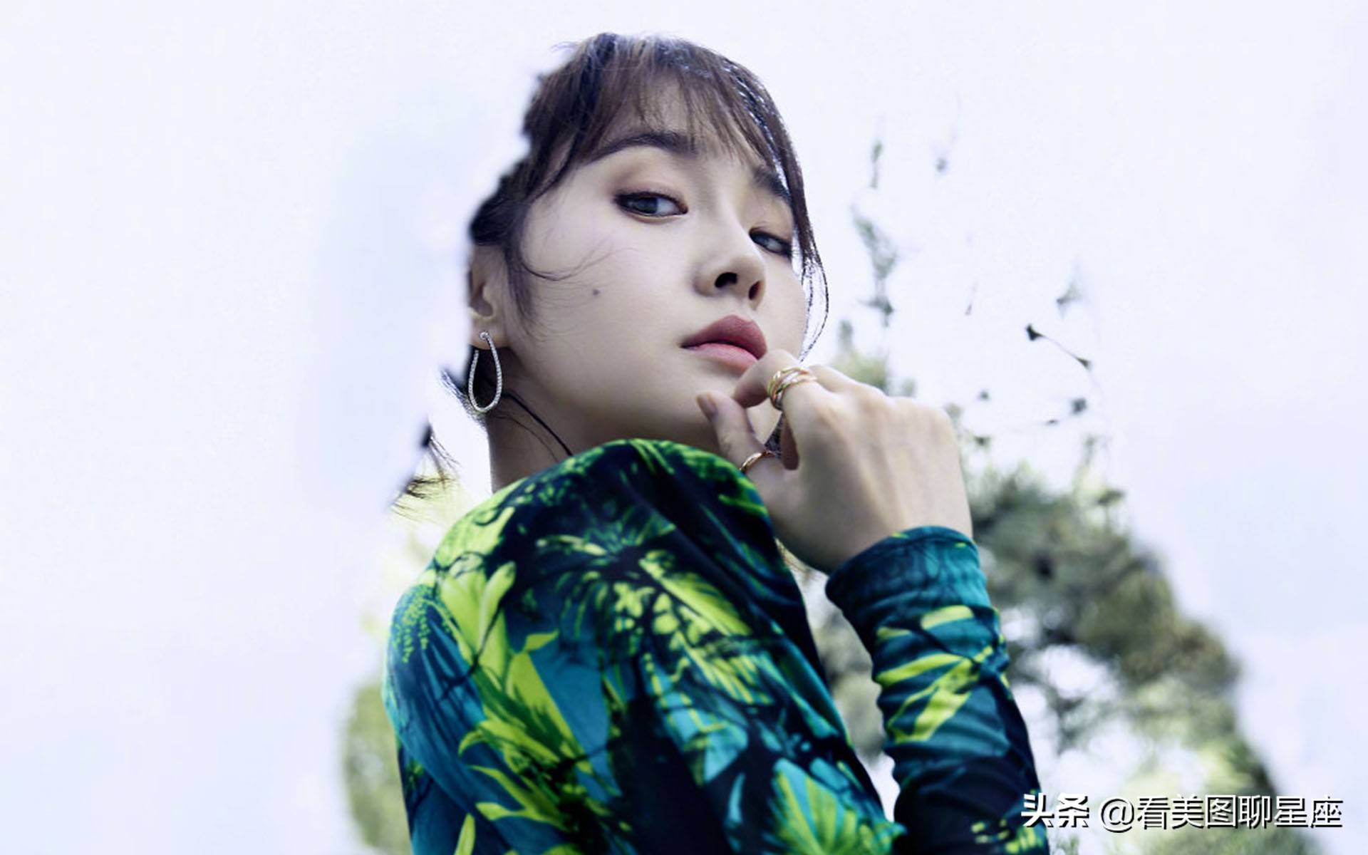 张佳宁甜美双马尾高清图片集欣赏很漂亮