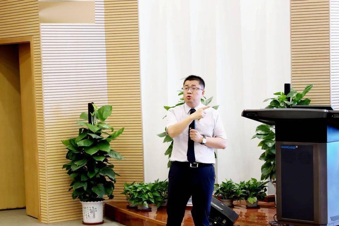 华侨城中学校园开放日人气十足实力圈粉