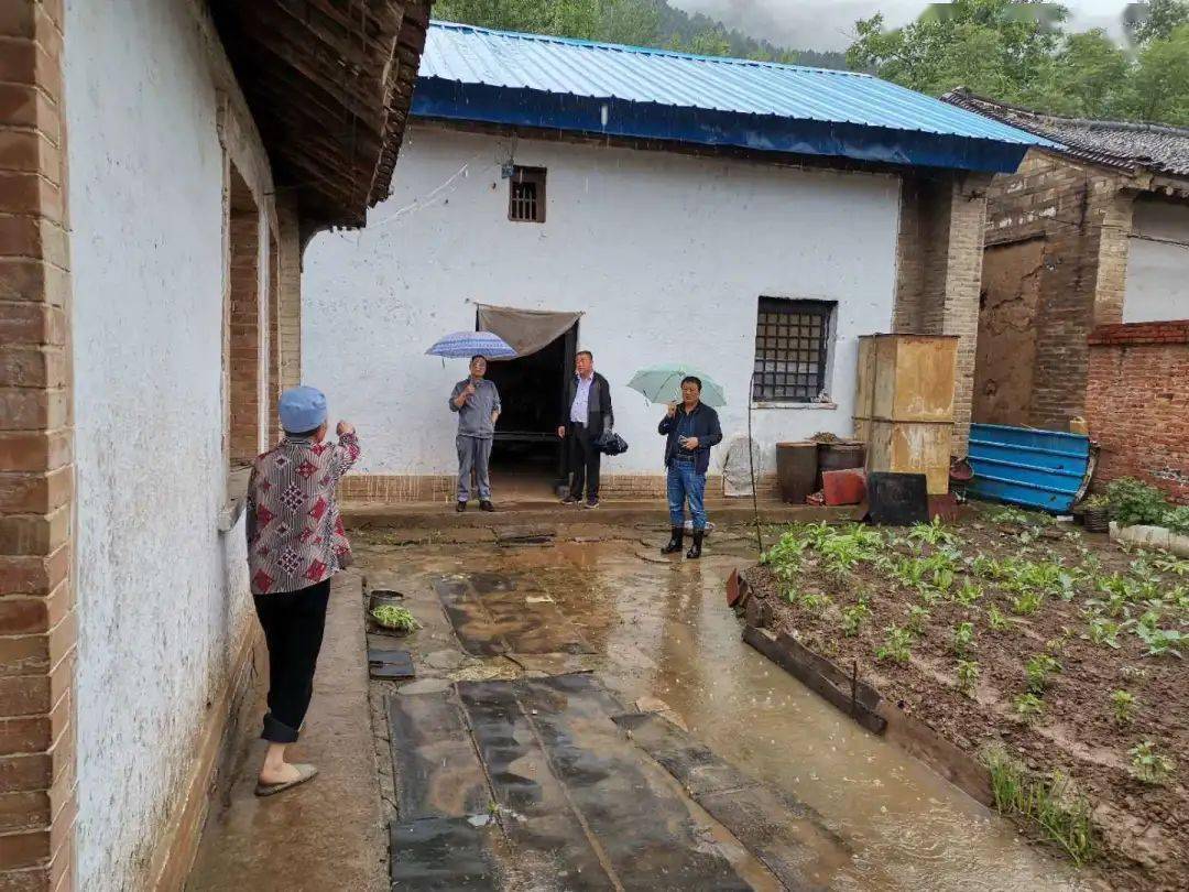 瑶曲镇闻汛而动全面进入防汛作战状态