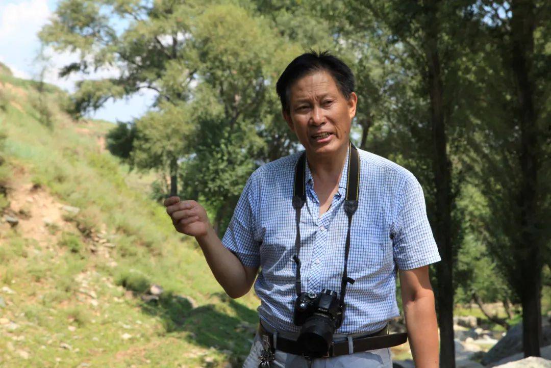 深耕者——记出版百万字地域文化著作"三部曲"的原平作家杨晋生_历史