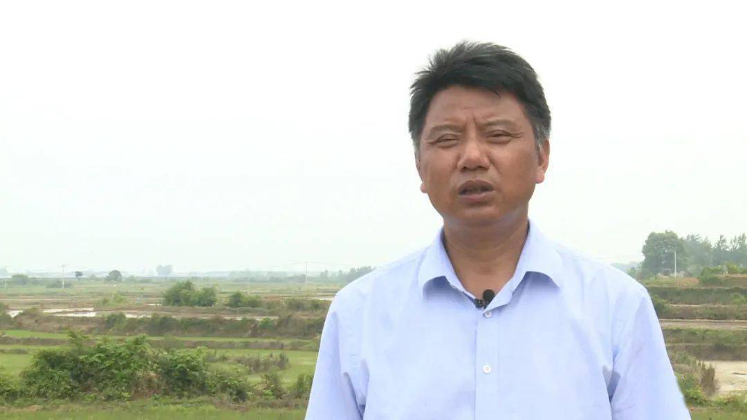 市农业技术推广中心主任 国务院特殊津贴专家 张世春今年两会提出要