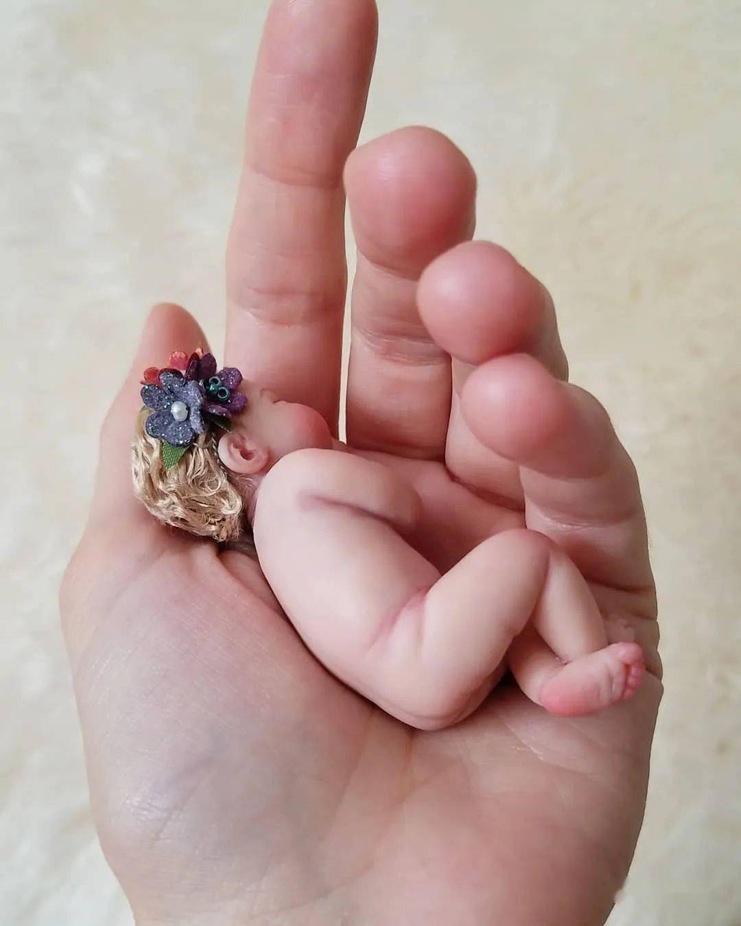 身高不到5cm的拇指娃娃可爱的让人爱不释手