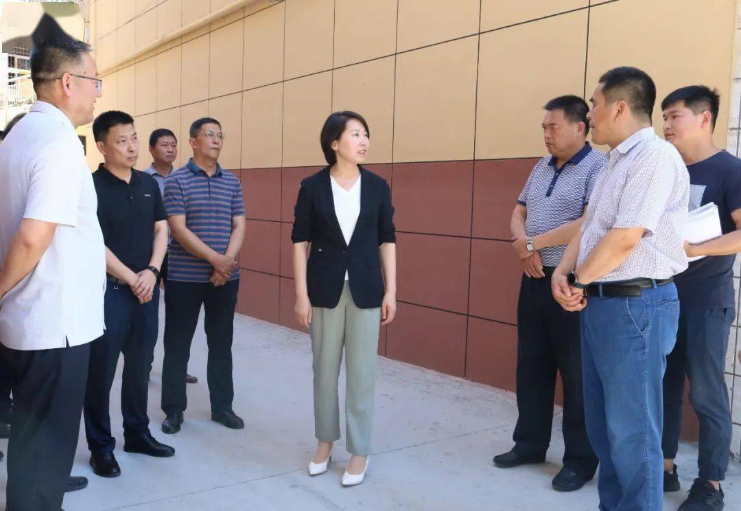 林梅检查迎十四运城市项目建设和管理工作