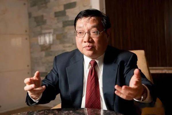 绿石年轻人你要非富不可曹仁超