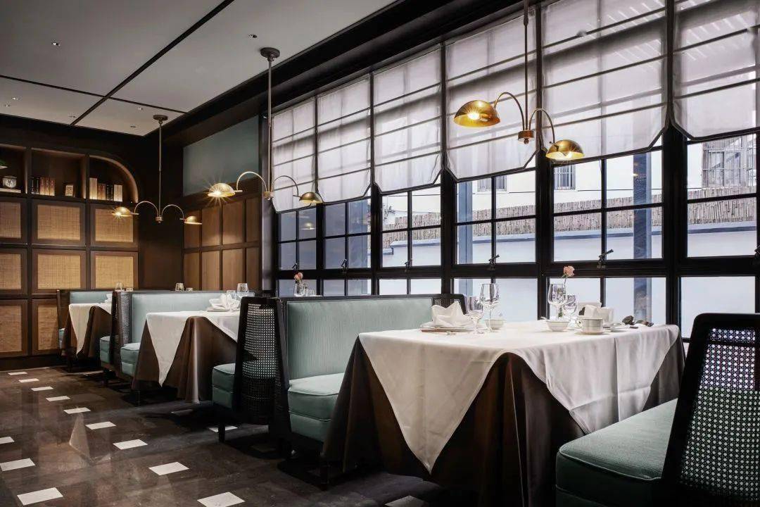 空间民国风的餐厅复古但不无趣