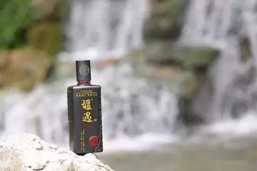 地址:都江堰市永安大道南三段小堰村作为都江堰的本土自主酒业品牌