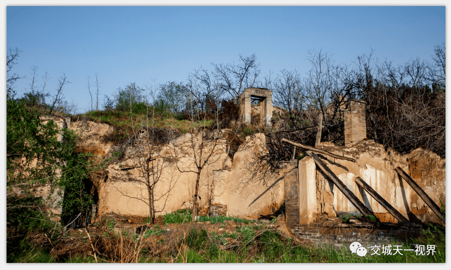 图说交城坡底村的老房子