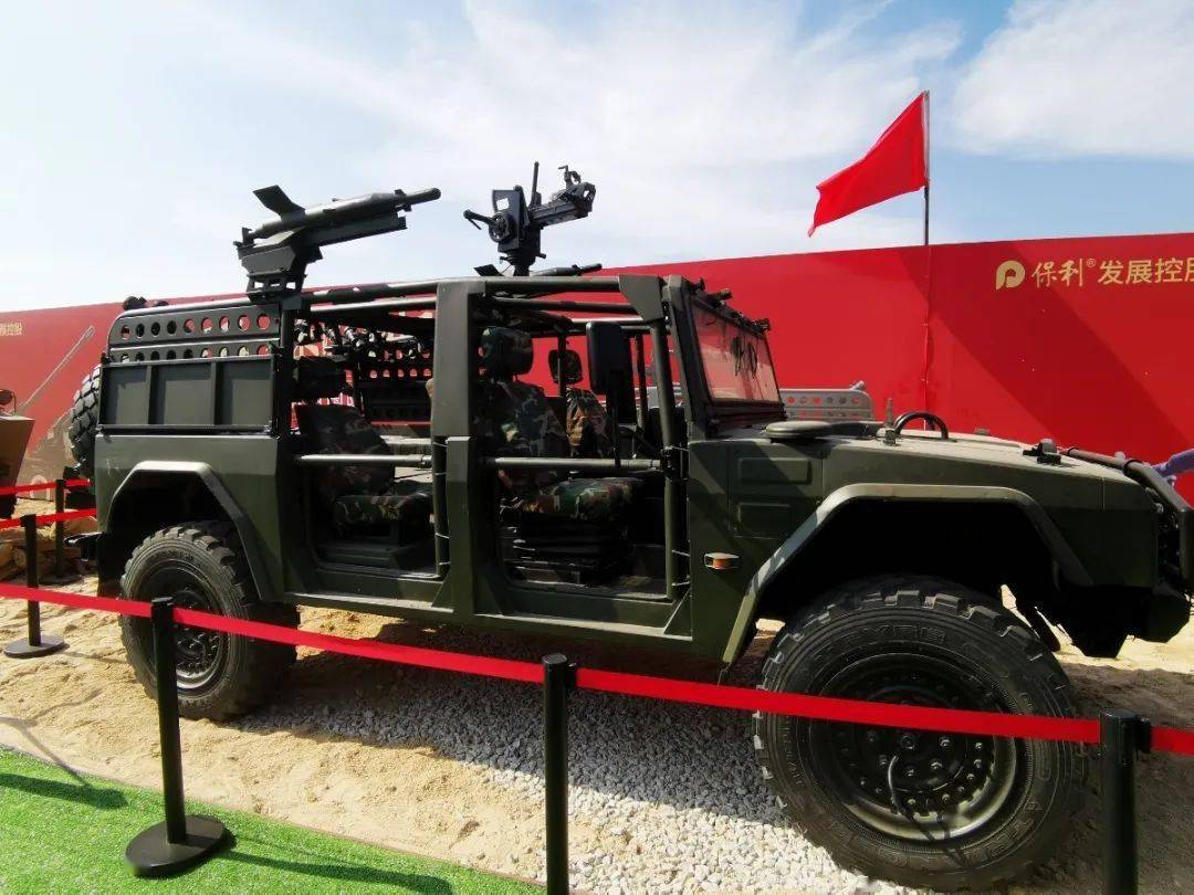 此次展出的都为现代中国先进武器