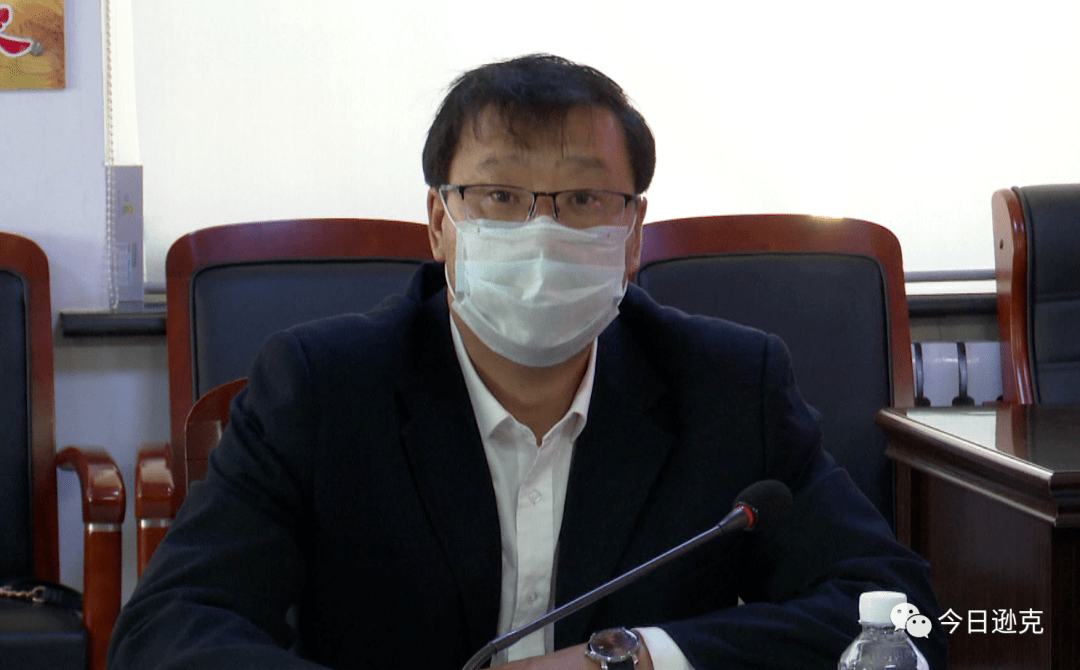 县领导赵桂芝,张铁刚,朱玉辉,王自东以及各乡镇政府,各部门负责人参加