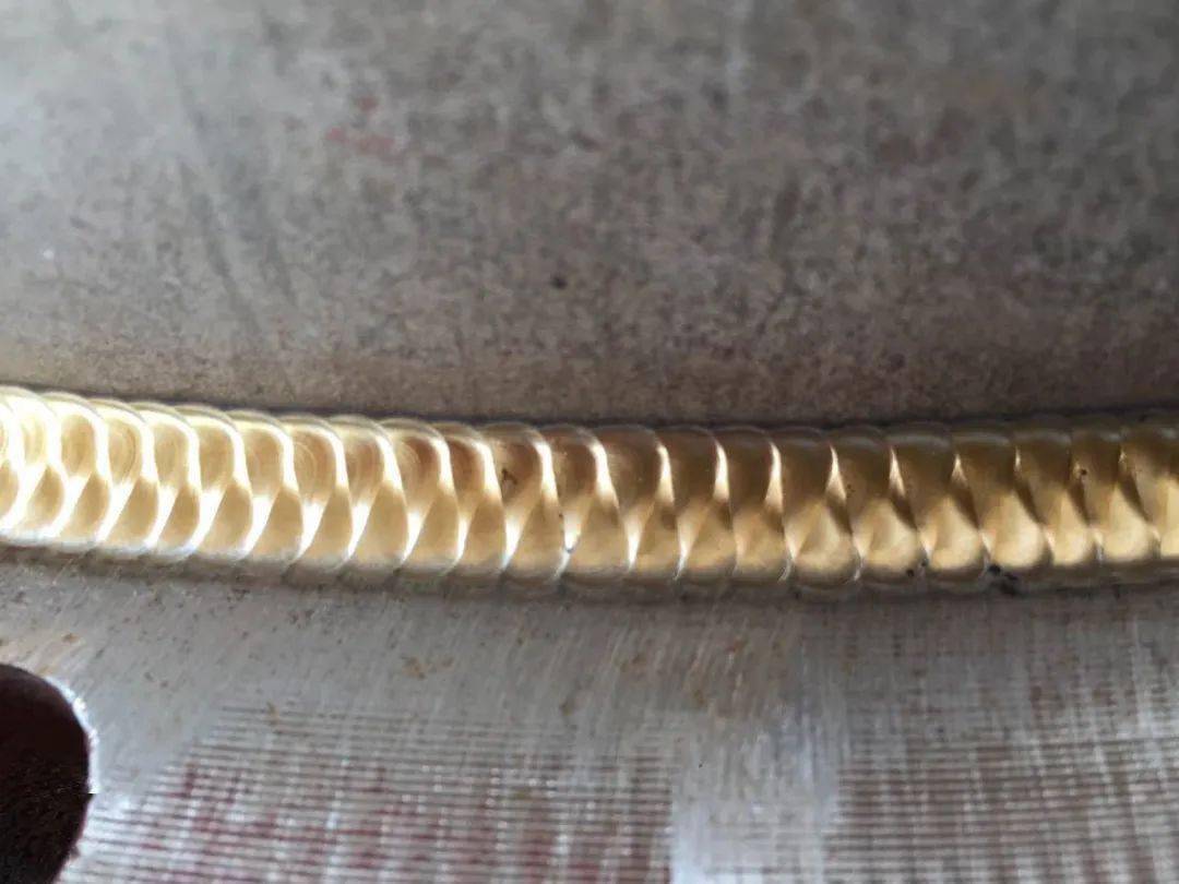 更精湛的技术甚至是可以焊出来双鱼鳞的.