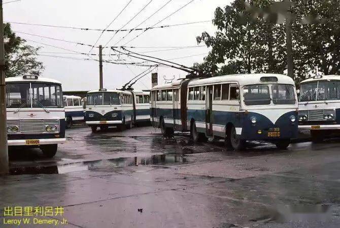 上世纪的南昌无轨电车1路sk5012gp型无轨电车1路sk562gp型无轨电车1路