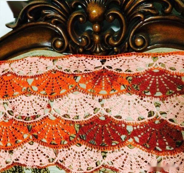 大牌蕾丝披肩钩编过程图解