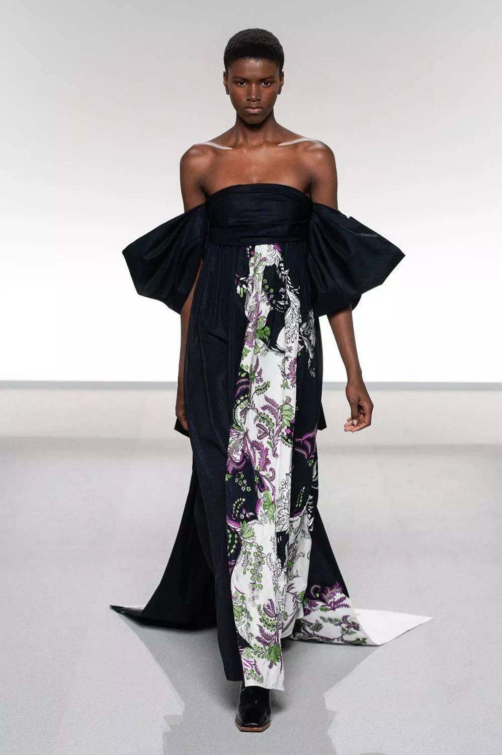 法式优雅与纽约潇洒的完美平衡