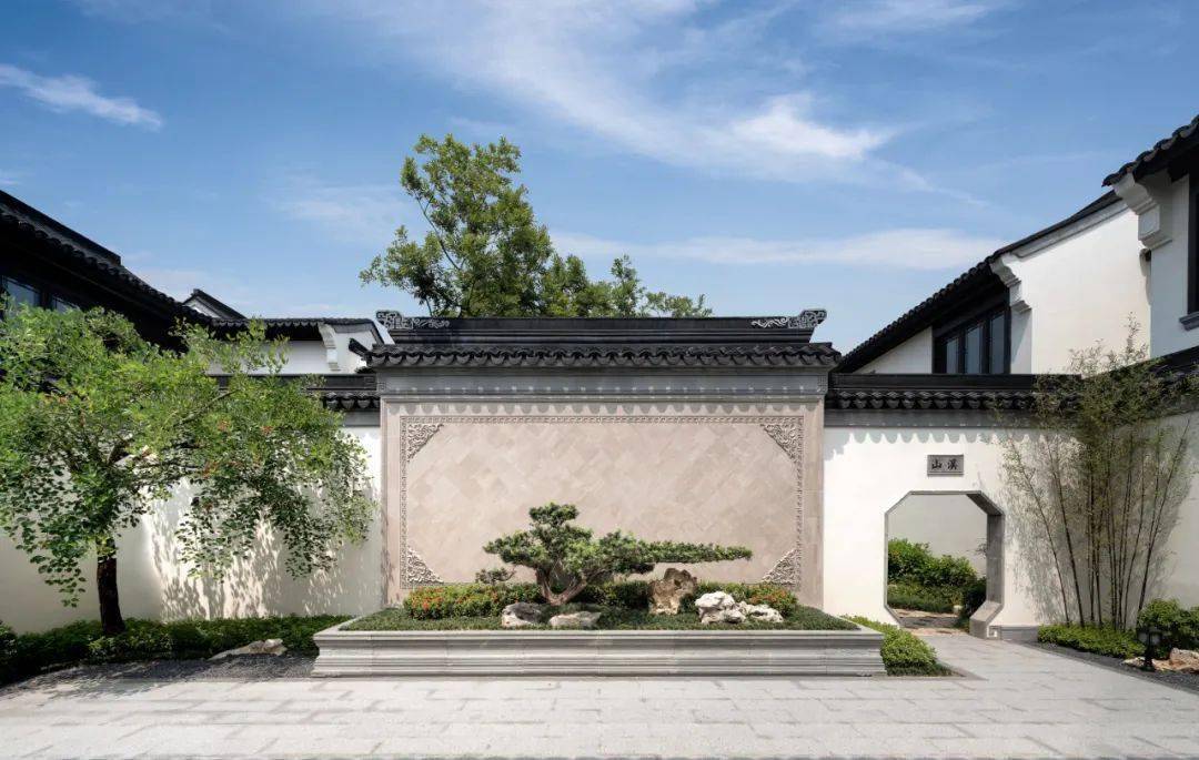 桃源心意入岭南,不辞长作此间人