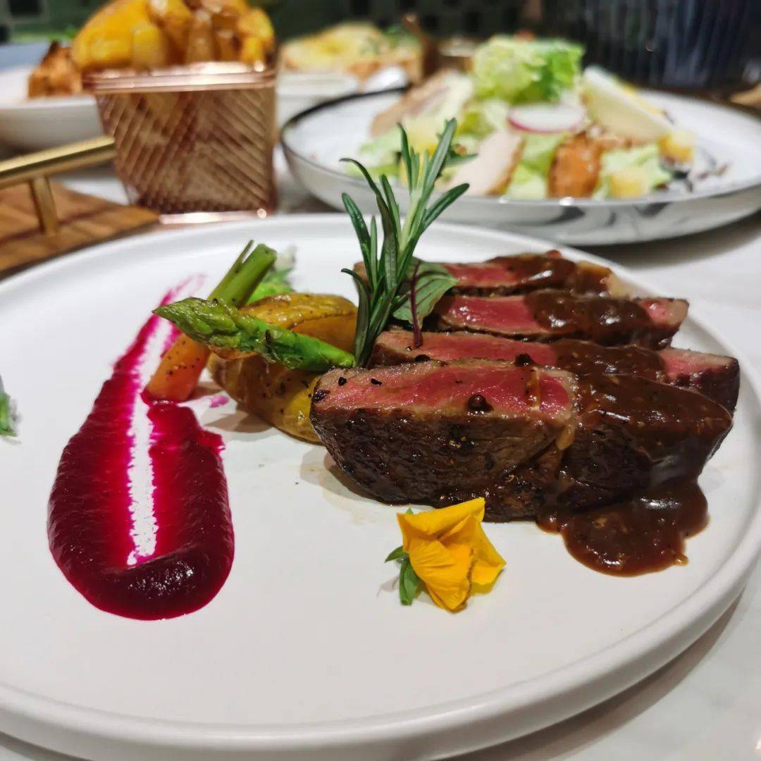 【美食打卡地/精致法餐/东盟商务区/神仙环境】89.