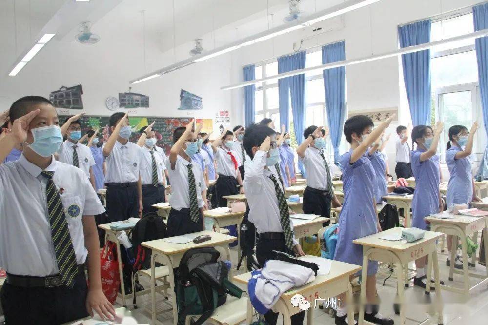 广州市真光中学礼仪服图片