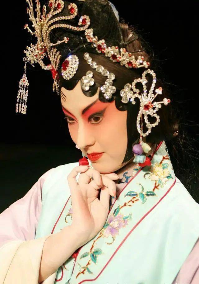 67玉山贾蔷爱上龄官这样美好的女子如何不会变得美好起来