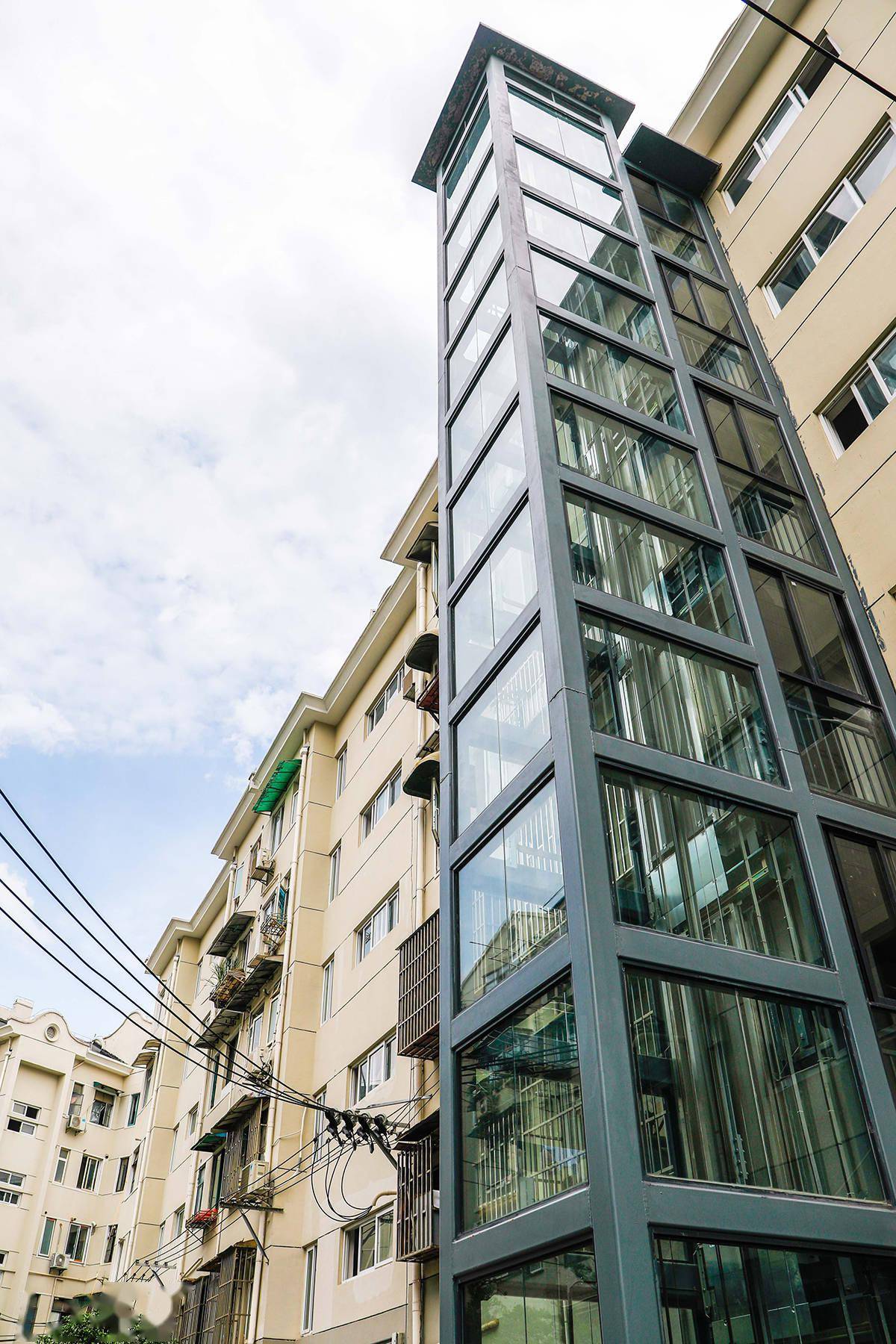 一部电梯落地的三个秘诀,印证"人民城市"建设的人本价值