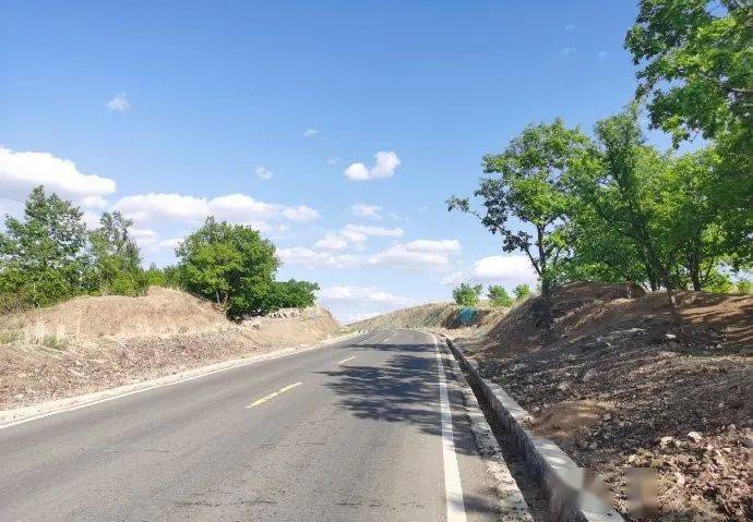 根河根河市至额尔古纳路段g332国道1117km 200m——1118km 500m处