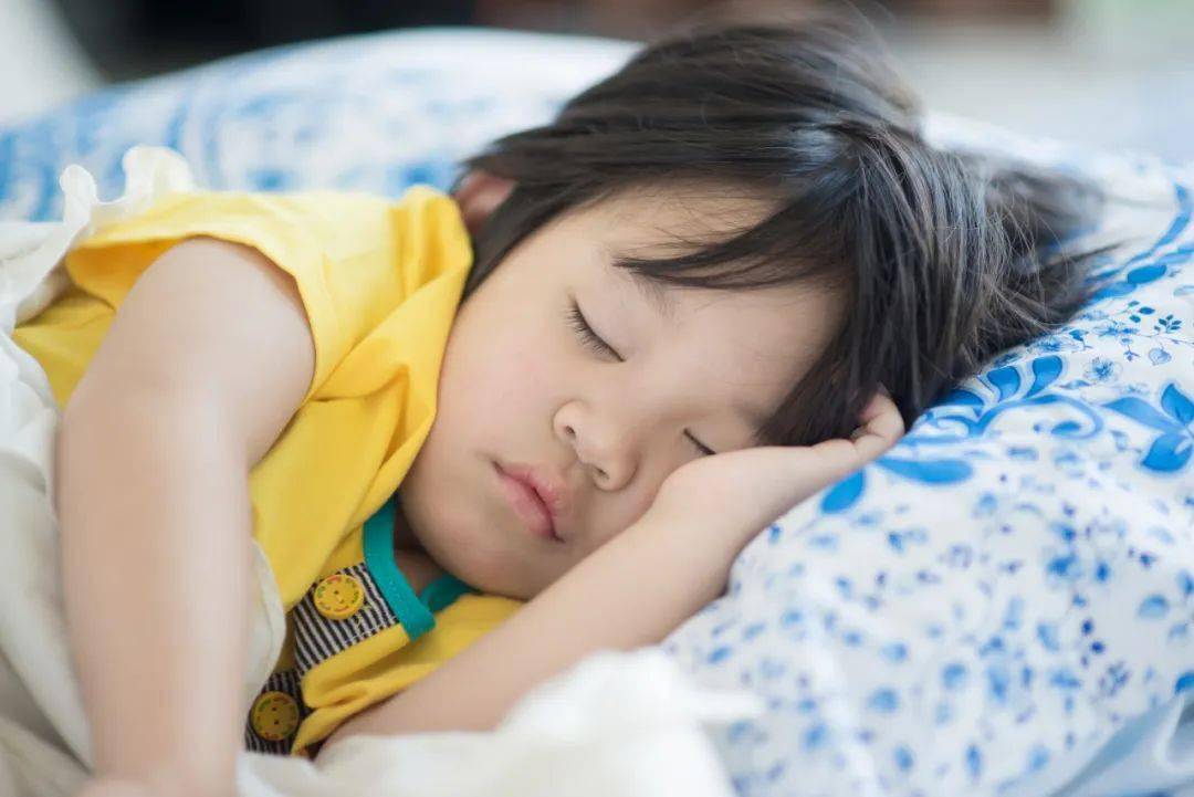 各年齡段睡眠時間表,你家孩子睡夠了嗎?