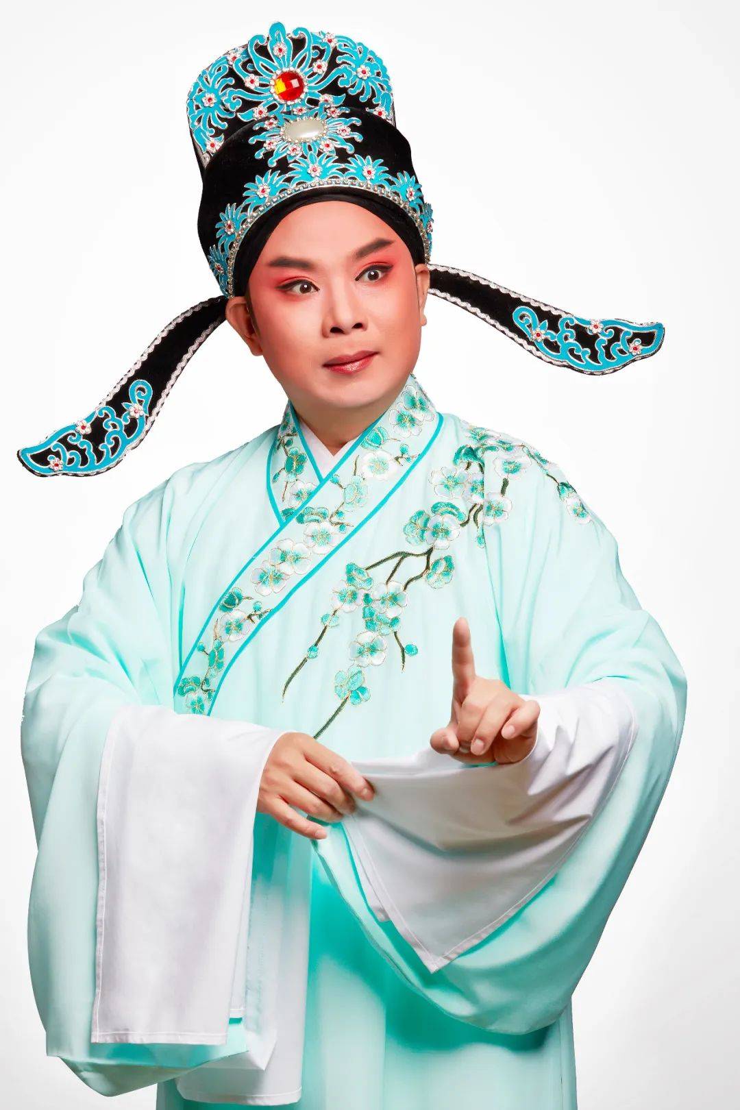 海南又一位艺术家入选文旅部"名家传戏"工程_琼剧