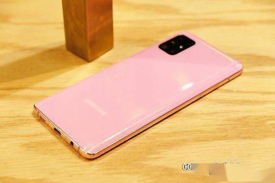 三星galaxya51图赏潮美设计年轻人5g手机新选择