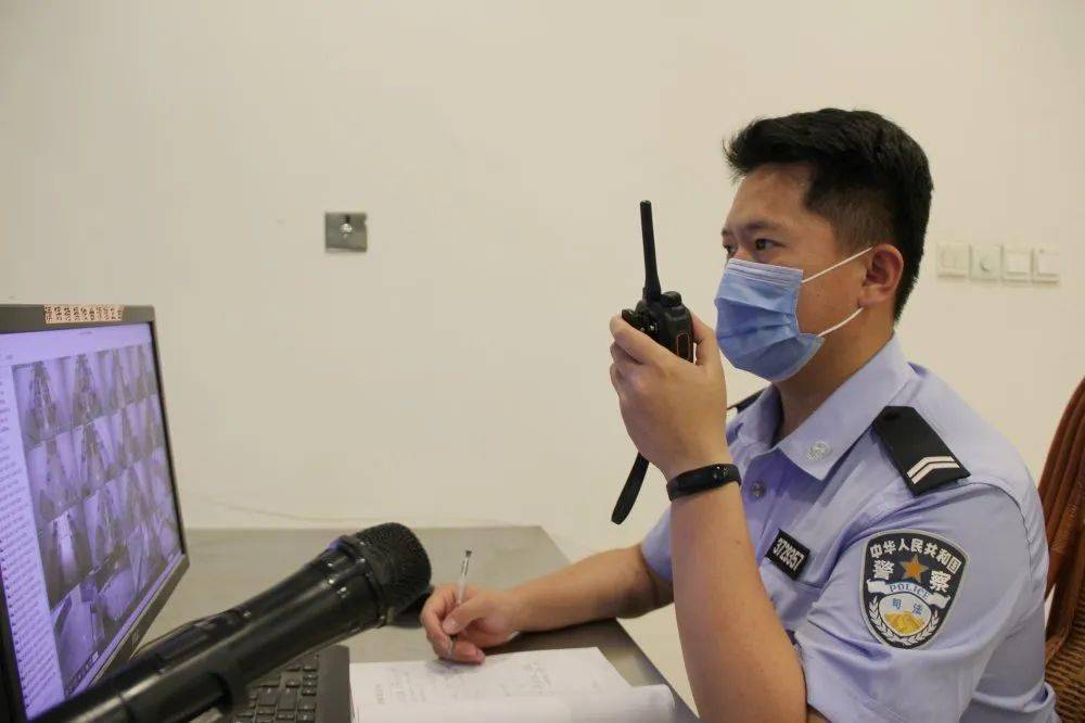 这里24小时不打烊