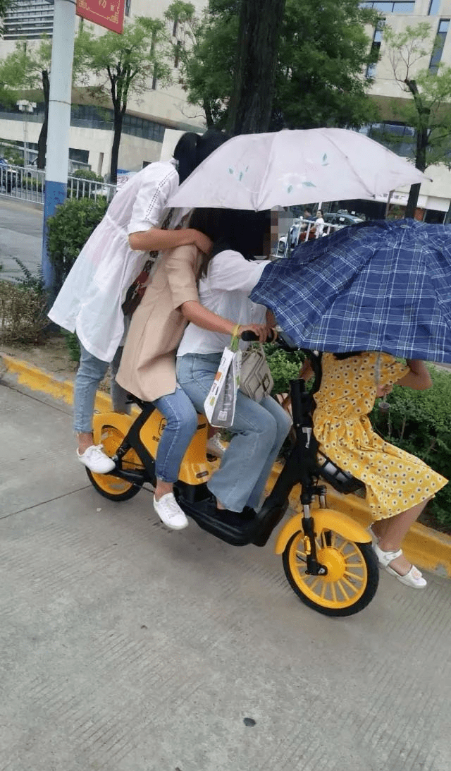 算了,先上图↓↓↓一个小黄车,原则上有且只能骑