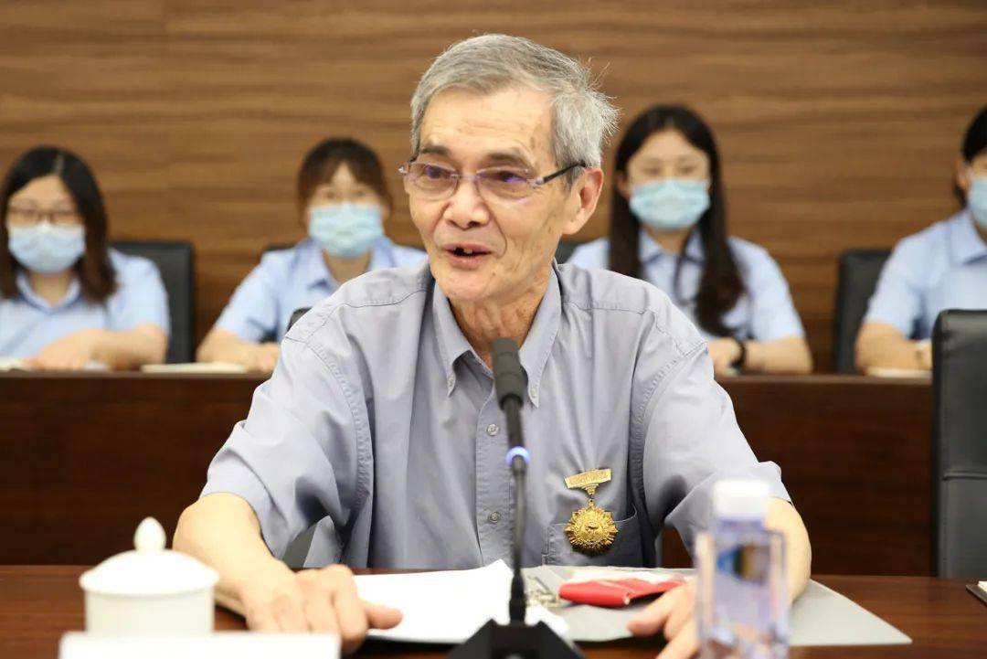 许震贵老先生从我国核工业发展历程,青海原子城的创建,原子弹及氢弹的