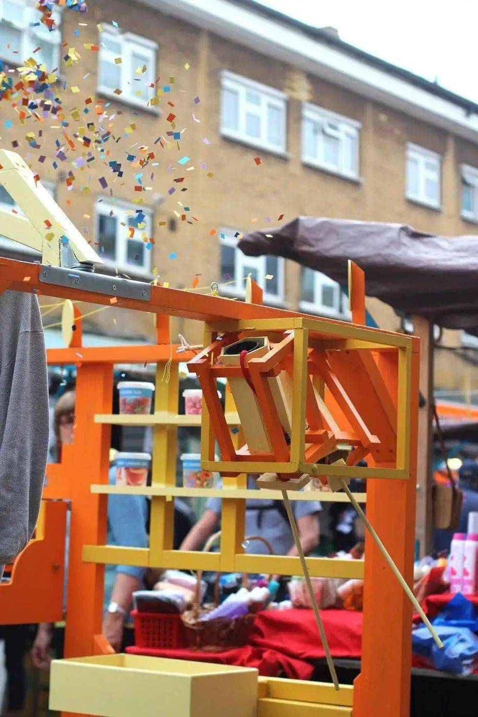 「地摊经济」来了,这些创意十足的摊位设计让城市更有现代人间烟火气