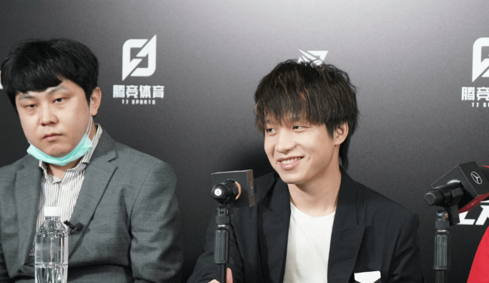 edg与ig赛前海报发布小ig花式致敬明凯教练