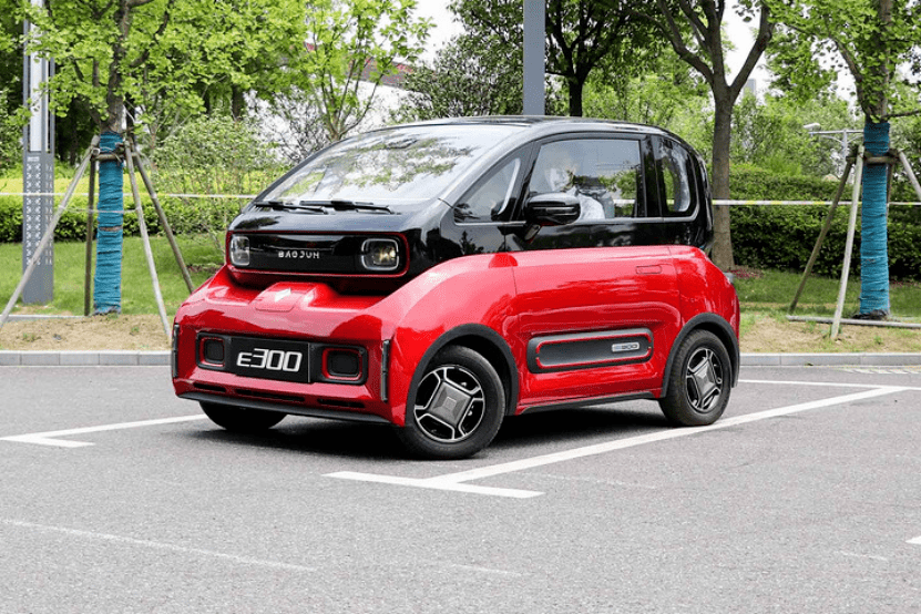 新宝骏e300拍了拍你我是行走的未来机器人