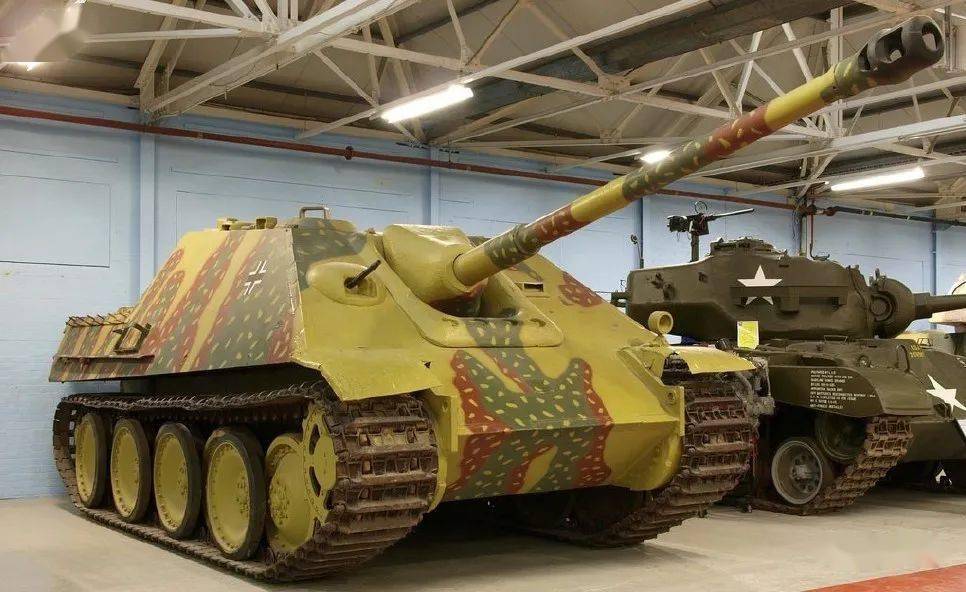 那些幸存下来的老虎们——世界各地现存二战德军豹式坦克图集(下)