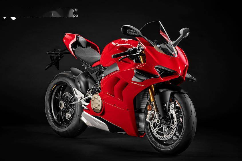 再也不必羡慕gp赛车的定风翼新款杜卡迪v4全系标配