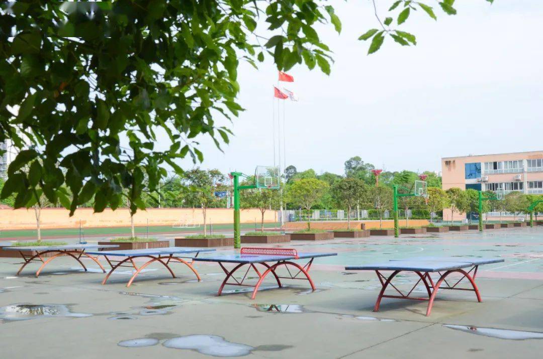 眉州校园丹棱二中中正平和温雅务实