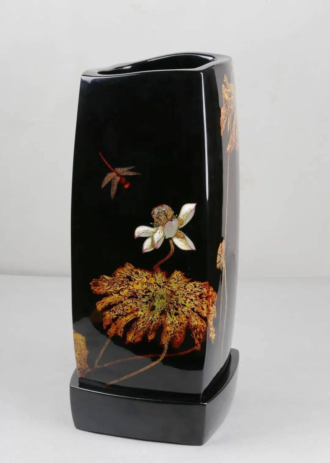 十日谈丨尹利萍:来自天府之国的"漆"彩斑斓