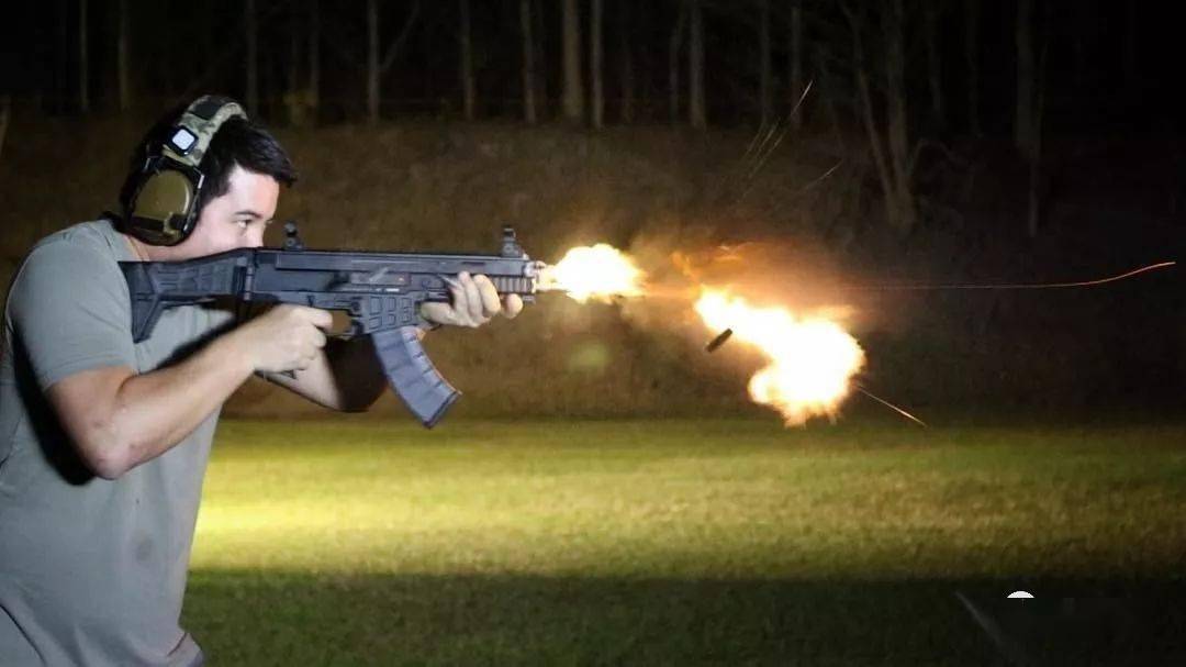 【升级换代】捷克cz 806 bren 2突击步枪图集