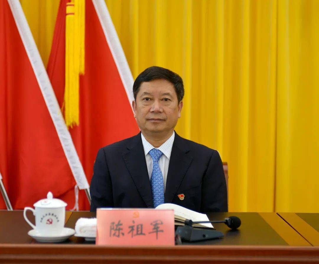 大方县脱贫攻坚七一表彰大会召开