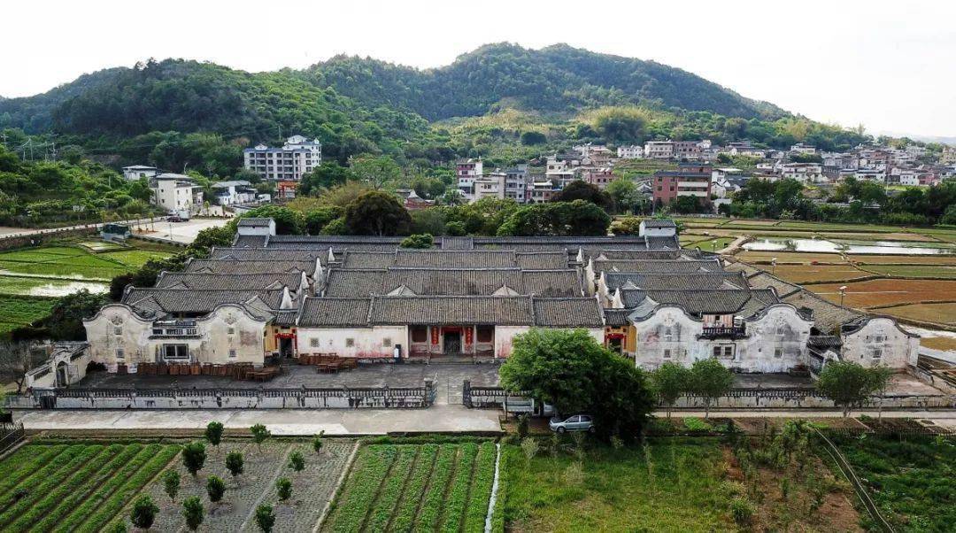 中国最典型古村落南口侨乡村的那些围龙屋建筑