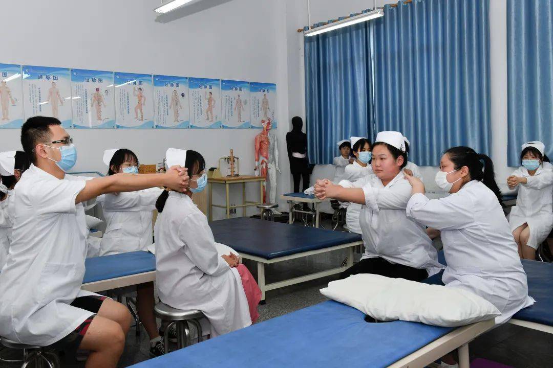 学校开设专业介绍中医康复保健