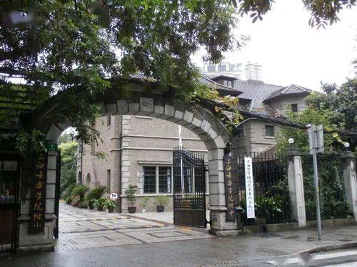 老洋房蒋介石宋美龄旧居爱庐