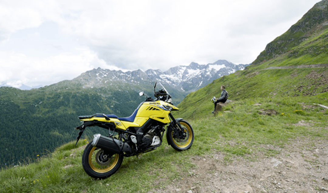 国内曝铃木公升拉力dl1050xt版的预售价为14.98万元,已开启预售模式