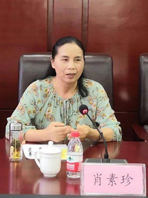 市人大常委会副主任熊志红会上,女企业家围绕"抗疫期间企业自救及危中